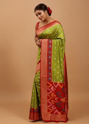 Green Dupion Silk Saree With Blouse Piece