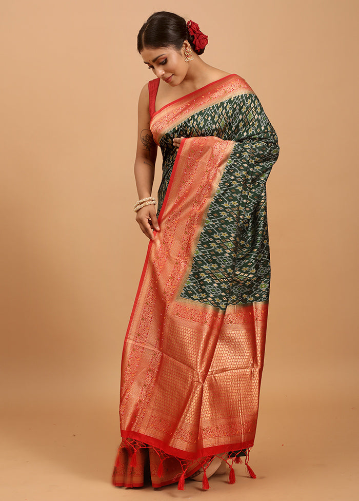 Green Dupion Silk Saree With Blouse Piece