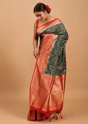 Green Dupion Silk Saree With Blouse Piece