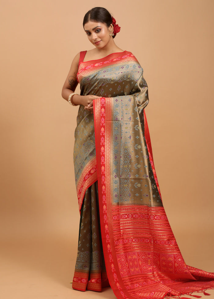 Green Dupion Silk Saree With Blouse Piece