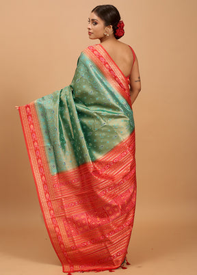 Green Dupion Silk Saree With Blouse Piece