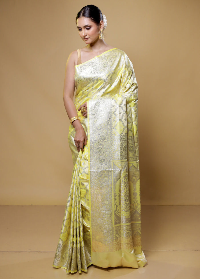 Green Tanchoi Silk Saree With Blouse Piece