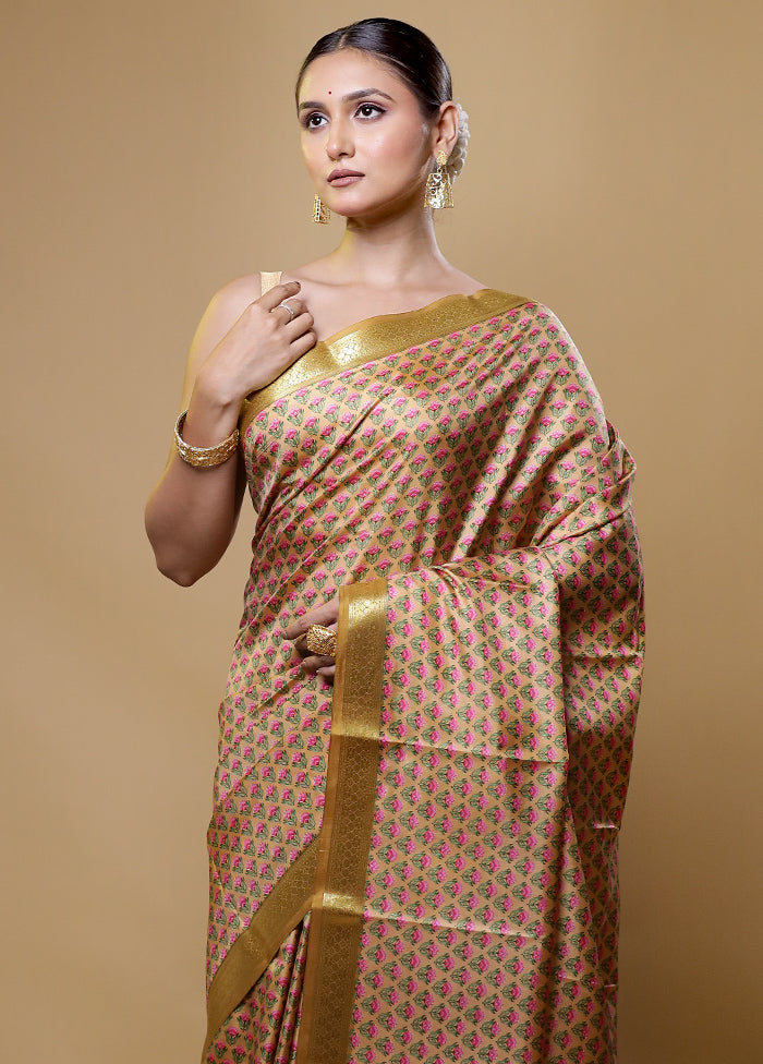 Cream Handloom Printed Pure Silk Saree With Blouse Piece