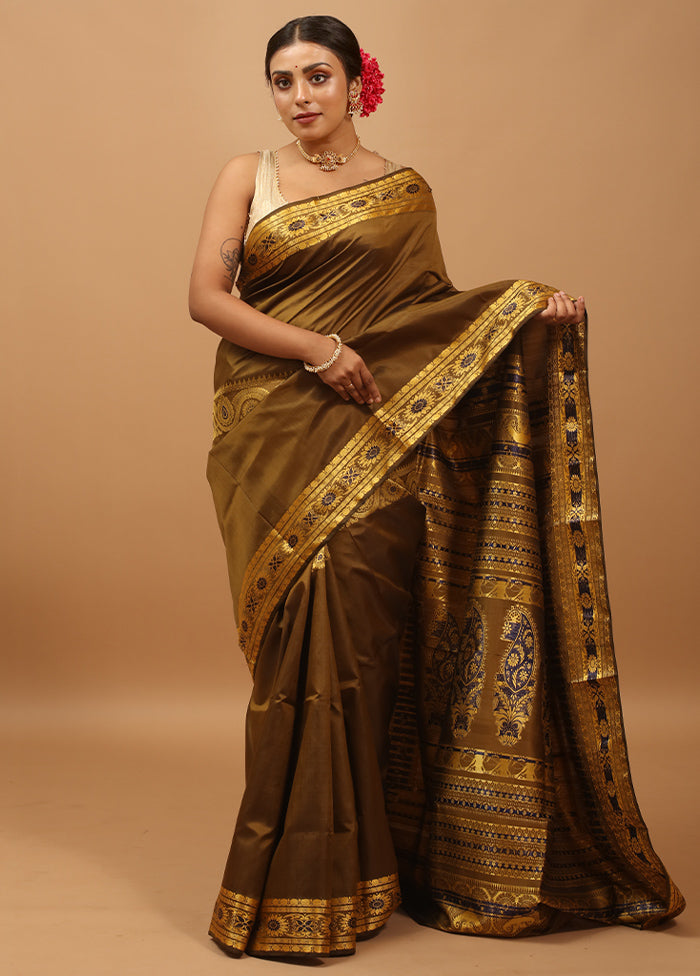 Cream Handloom Baluchari Pure Silk Saree With Blouse Piece