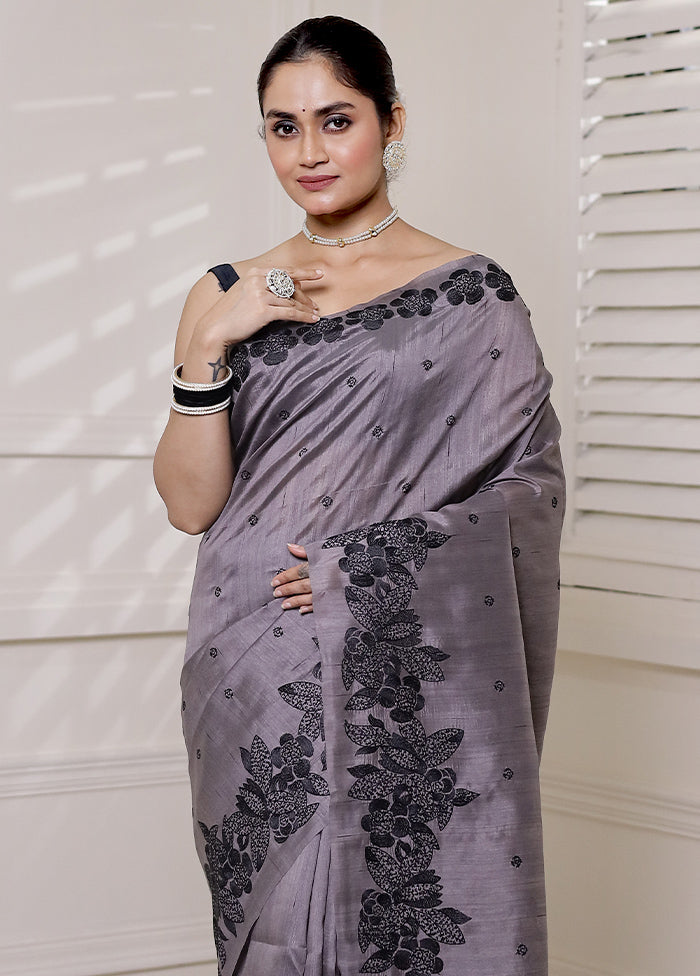 Grey Tussar Silk Saree With Blouse Piece