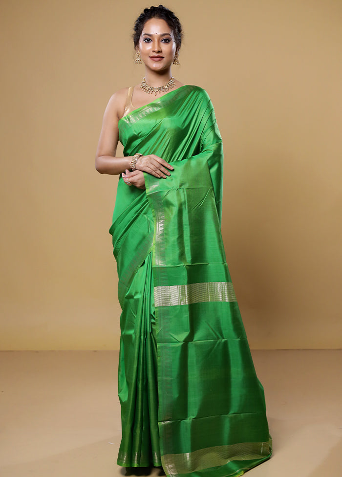 Green Kanjivaram Silk Saree With Blouse Piece