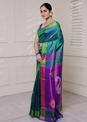 Green Kalakshetra Kanjivaram Silk Saree With Blouse Piece