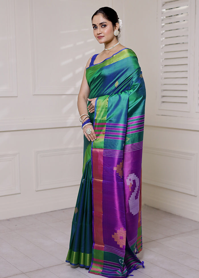 Green Kalakshetra Kanjivaram Silk Saree With Blouse Piece