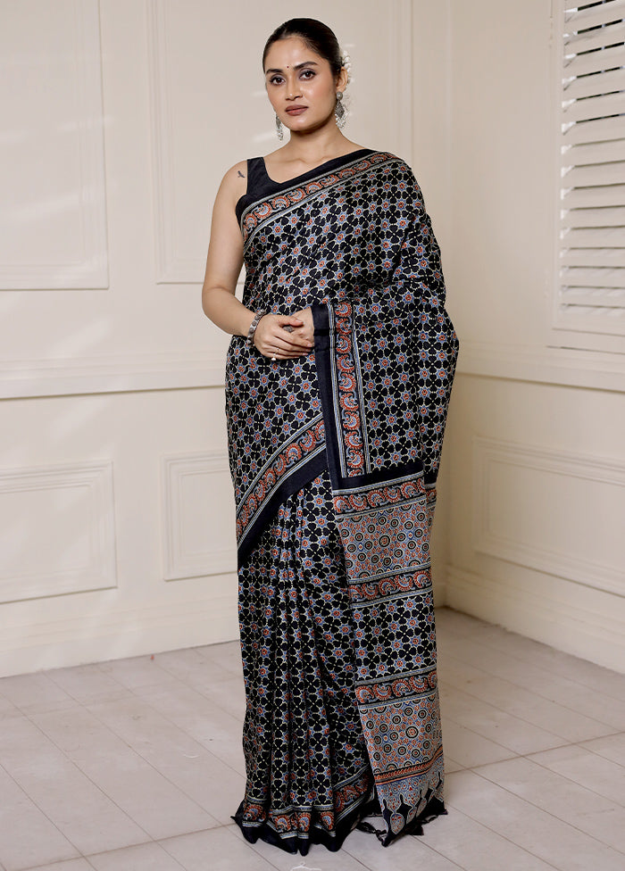 Black Dupion Silk Saree With Blouse Piece