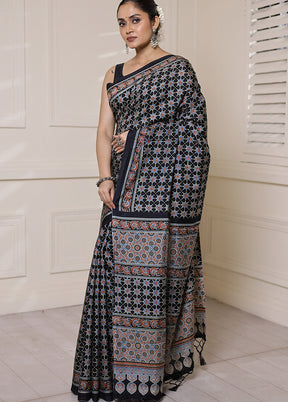 Black Dupion Silk Saree With Blouse Piece