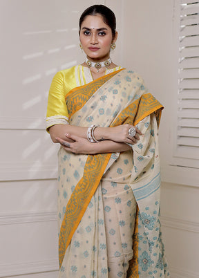 Yellow Cotton Saree With Blouse Piece