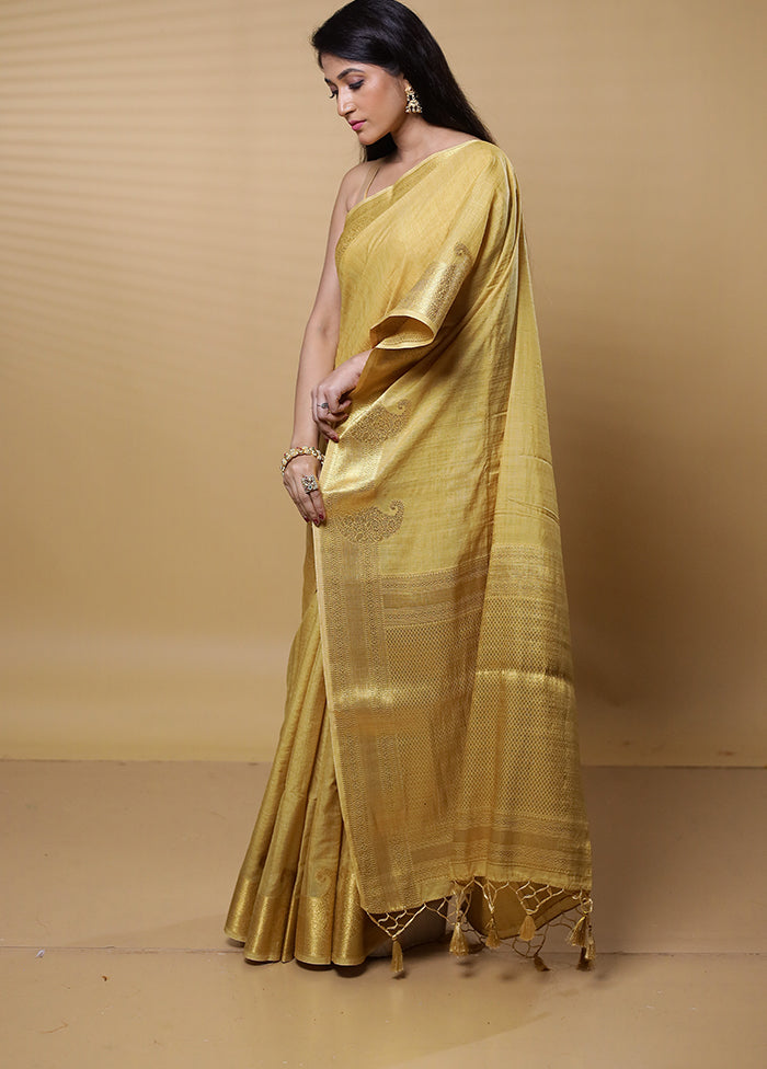 Cream Dupion Silk Saree With Blouse Piece