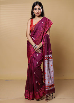 Magenta Khadi Cotton Saree With Blouse Piece