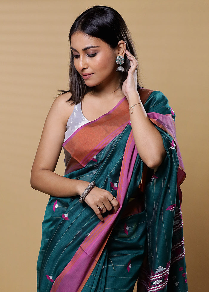 Green Khadi Cotton Saree With Blouse Piece