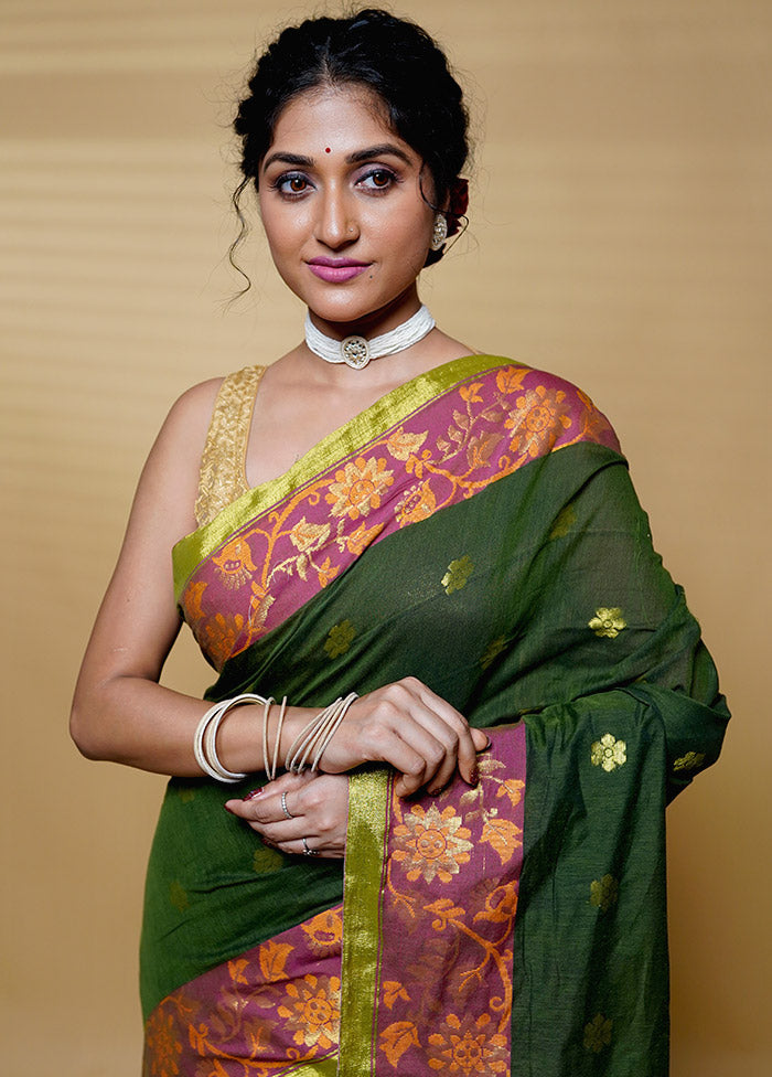 Green Cotton Saree With Blouse Piece