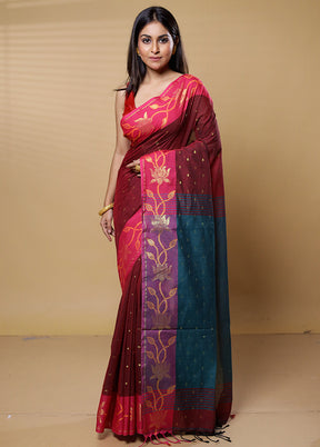 Red Khadi Cotton Saree With Blouse Piece