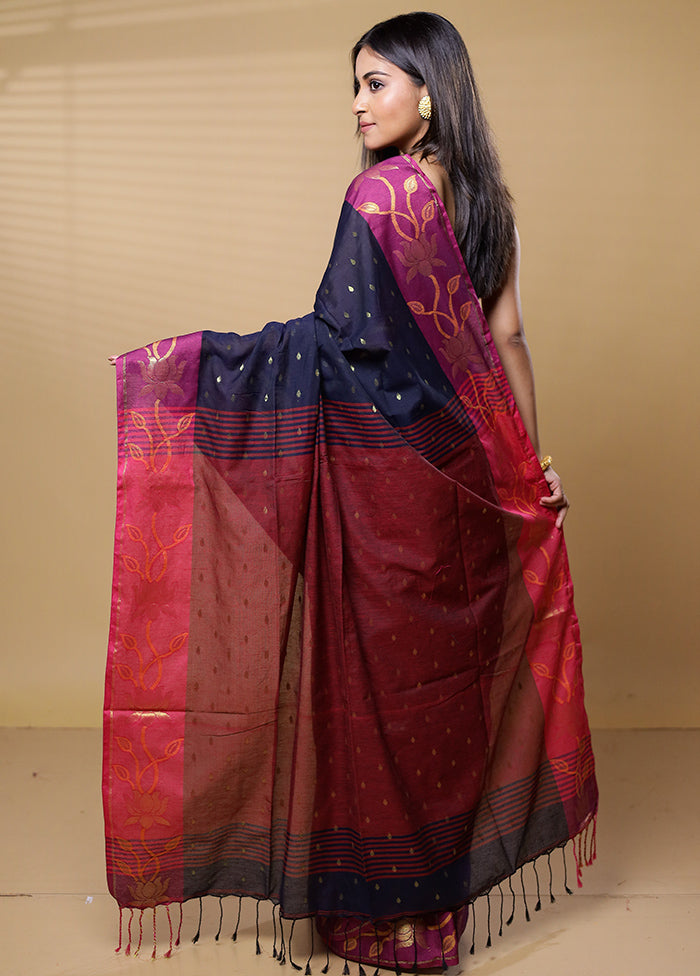 Maroon Khadi Cotton Saree With Blouse Piece