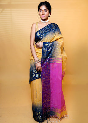 Blue Cotton Saree With Blouse Piece