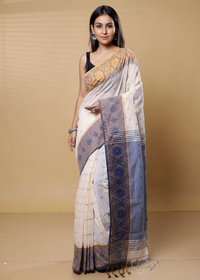 Cream Khadi Cotton Saree With Blouse Piece