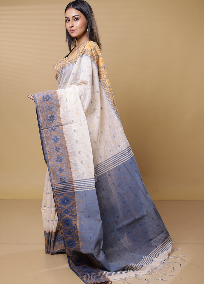 Cream Khadi Cotton Saree With Blouse Piece