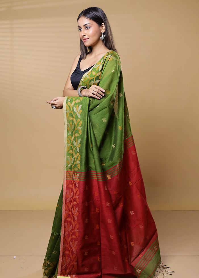 Green Khadi Cotton Saree With Blouse Piece