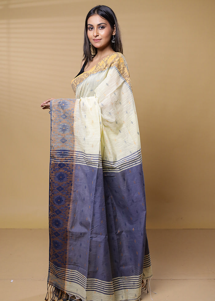 Cream Khadi Cotton Saree With Blouse Piece