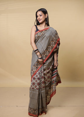 Cream Chanderi Cotton Saree With Blouse Piece