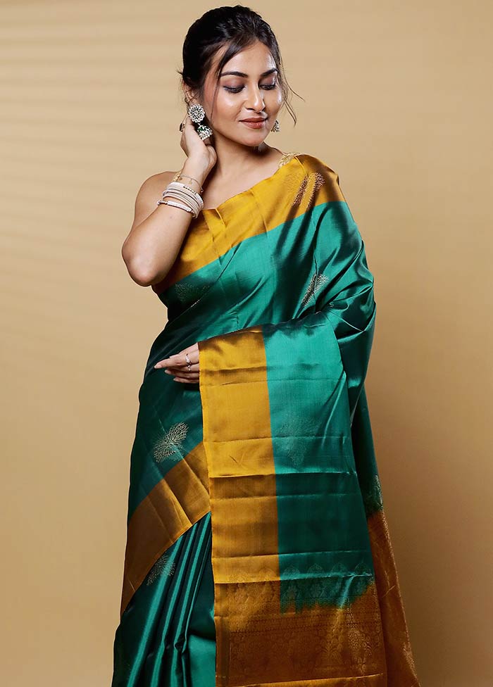 Green Handloom Kanjivaram Pure Silk Saree With Blouse Piece