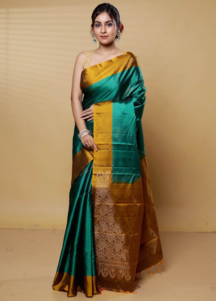 Green Handloom Kanjivaram Pure Silk Saree With Blouse Piece