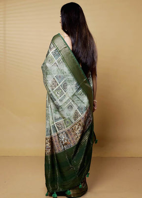 Green Dupion Silk Saree With Blouse Piece