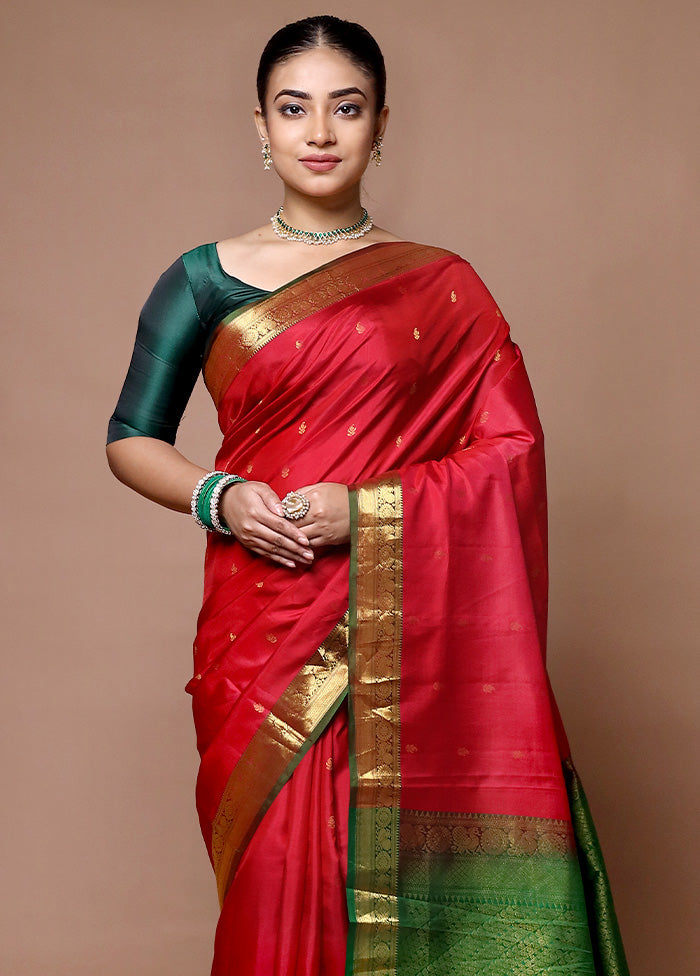 Red Handloom Kanjivaram Pure Silk Saree With Blouse Piece