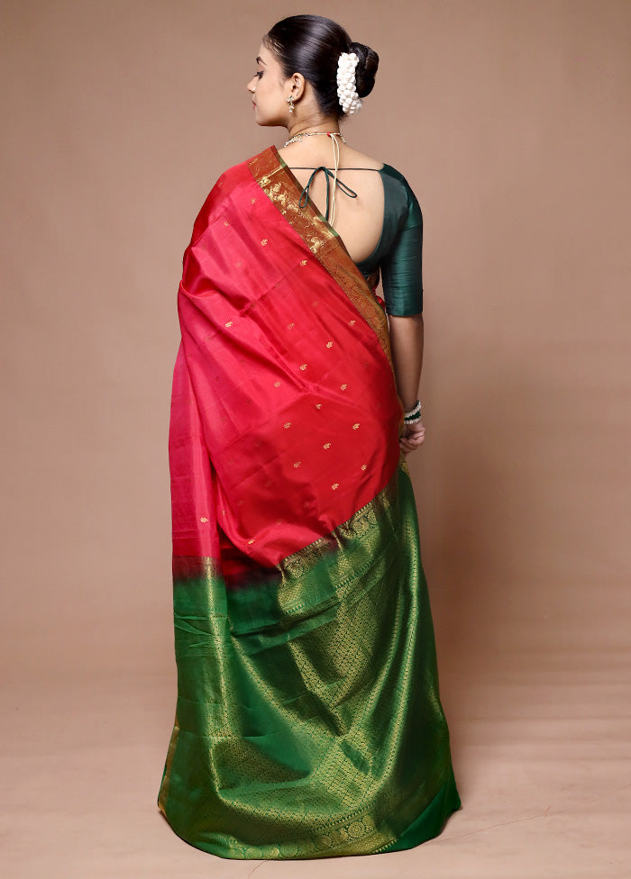 Red Handloom Kanjivaram Pure Silk Saree With Blouse Piece