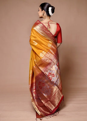 Mustard Handloom Kanchipuram Pure Silk Saree With Blouse Piece