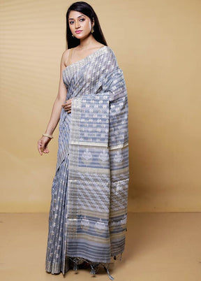 Grey Kora Silk Saree With Blouse Piece