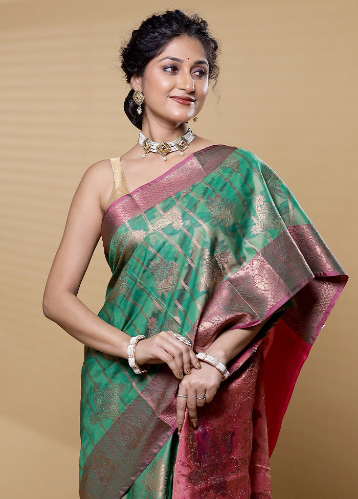 Green Dupion Silk Saree With Blouse Piece