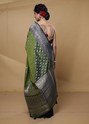 Green Dupion Silk Saree With Blouse Piece