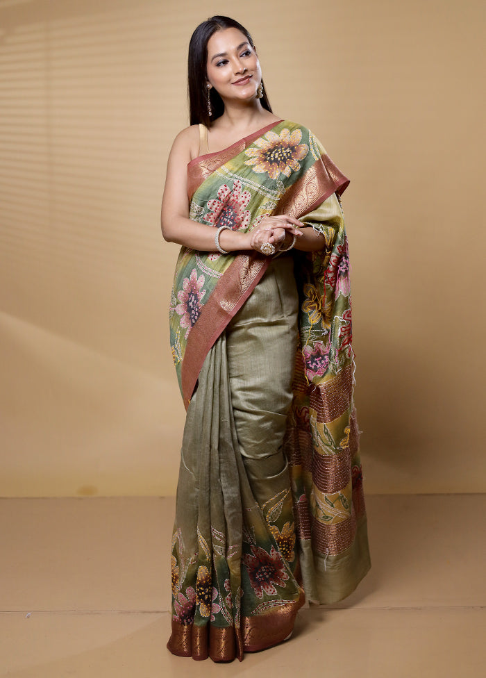 Green Handloom Tussar Pure Silk Saree With Blouse Piece