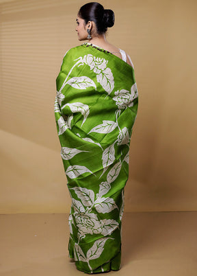 Green Printed Pure Silk Saree Without Blouse Piece