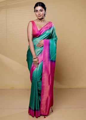 Green Dupion Silk Saree With Blouse Piece