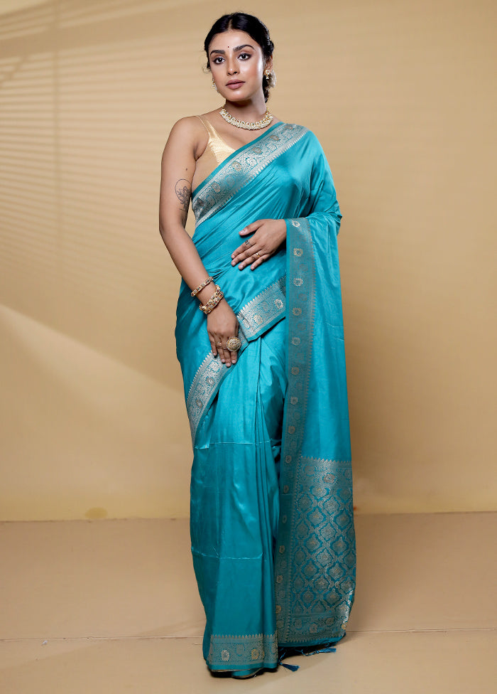 Green Dupion Silk Saree With Blouse Piece