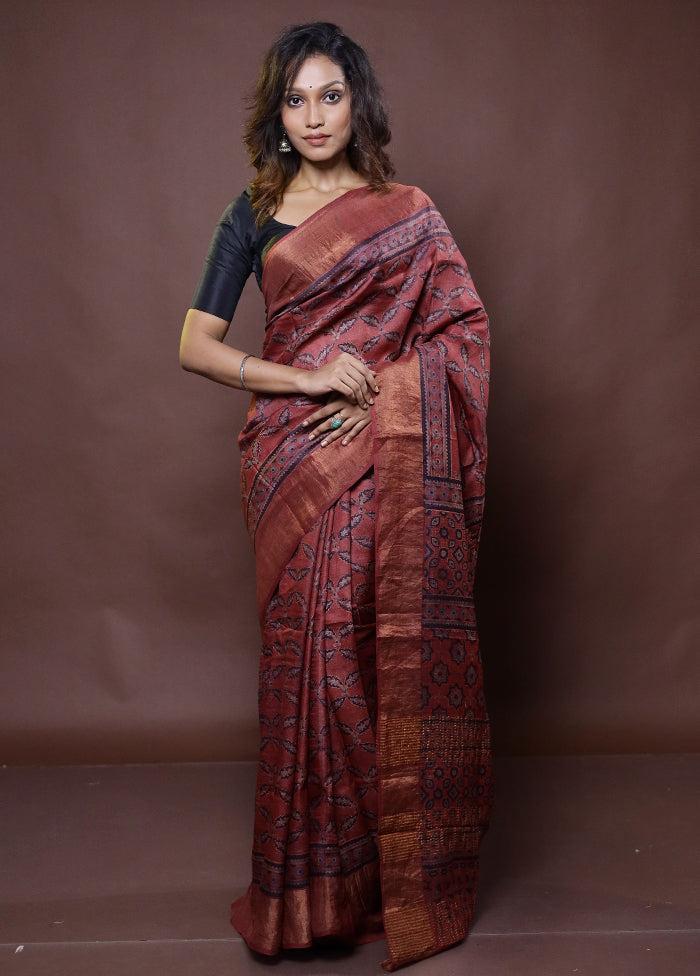 Brown Handloom Tussar Pure Silk Saree With Blouse Piece