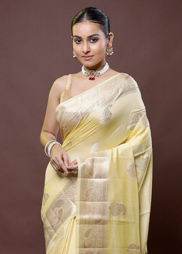 Cream Dupion Silk Saree With Blouse Piece