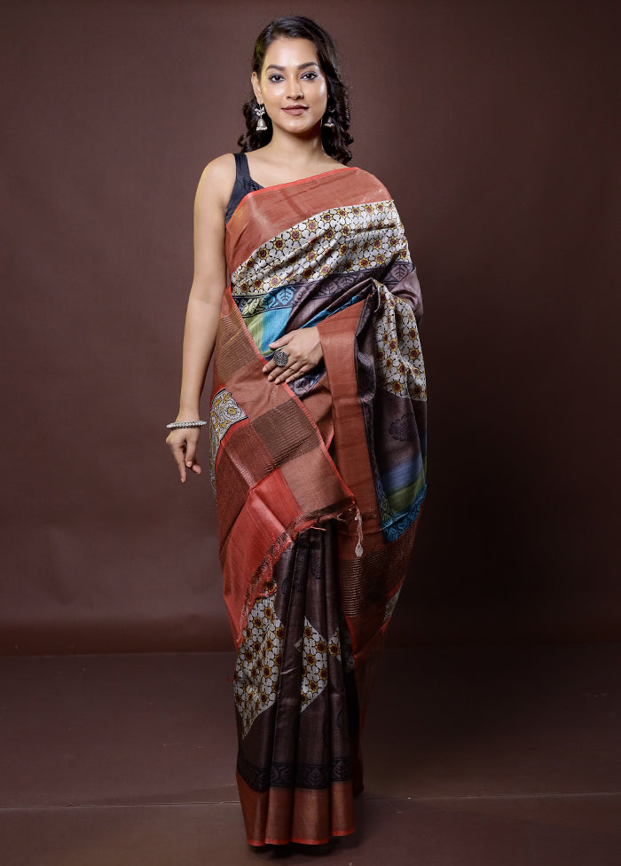 Cream Tussar Silk Saree With Blouse Piece