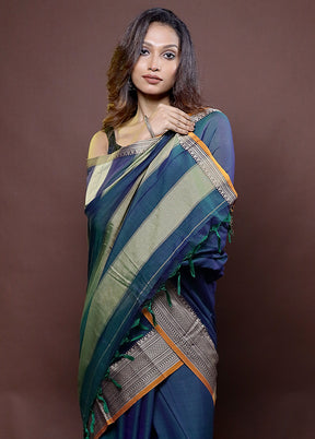 Blue Cotton Saree With Blouse Piece