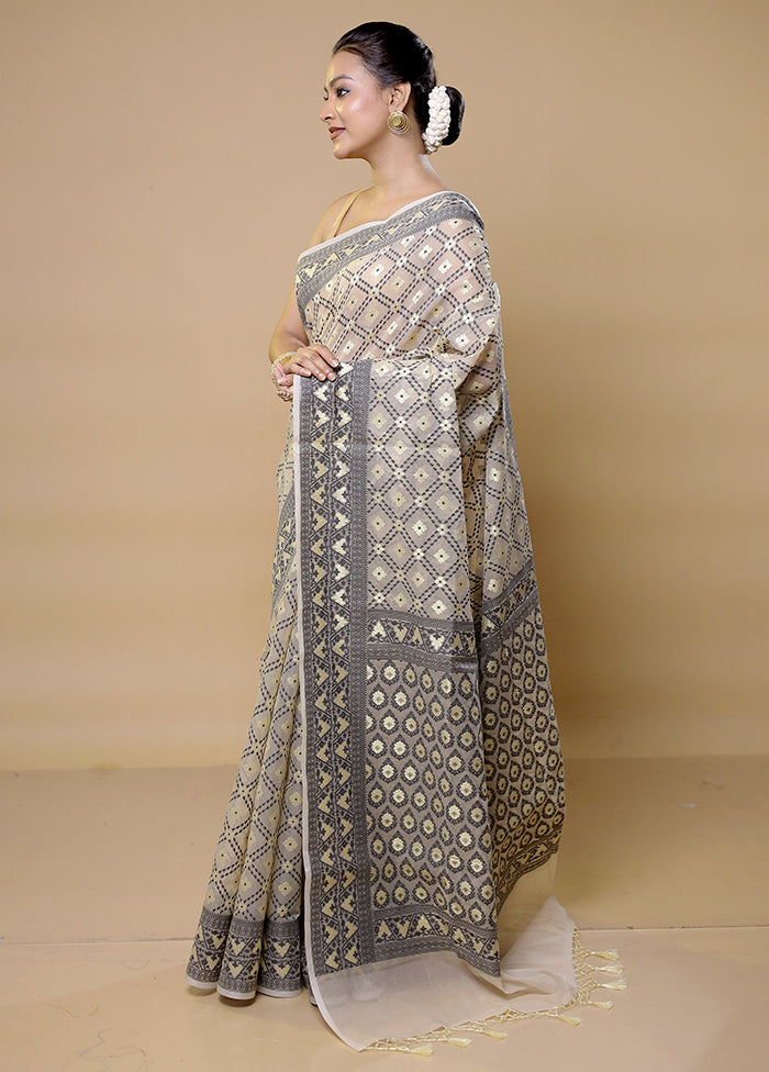 White Pure Cotton Saree With Blouse Piece