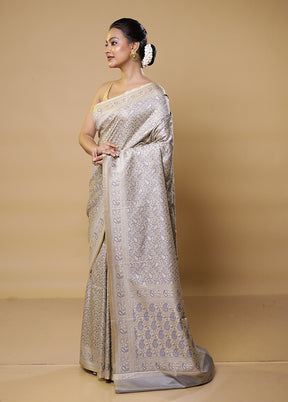 Cream Jamewar Silk Saree With Blouse Piece