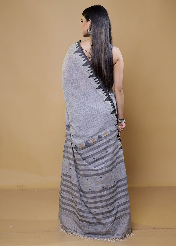 Grey Khadi Cotton Saree With Blouse Piece