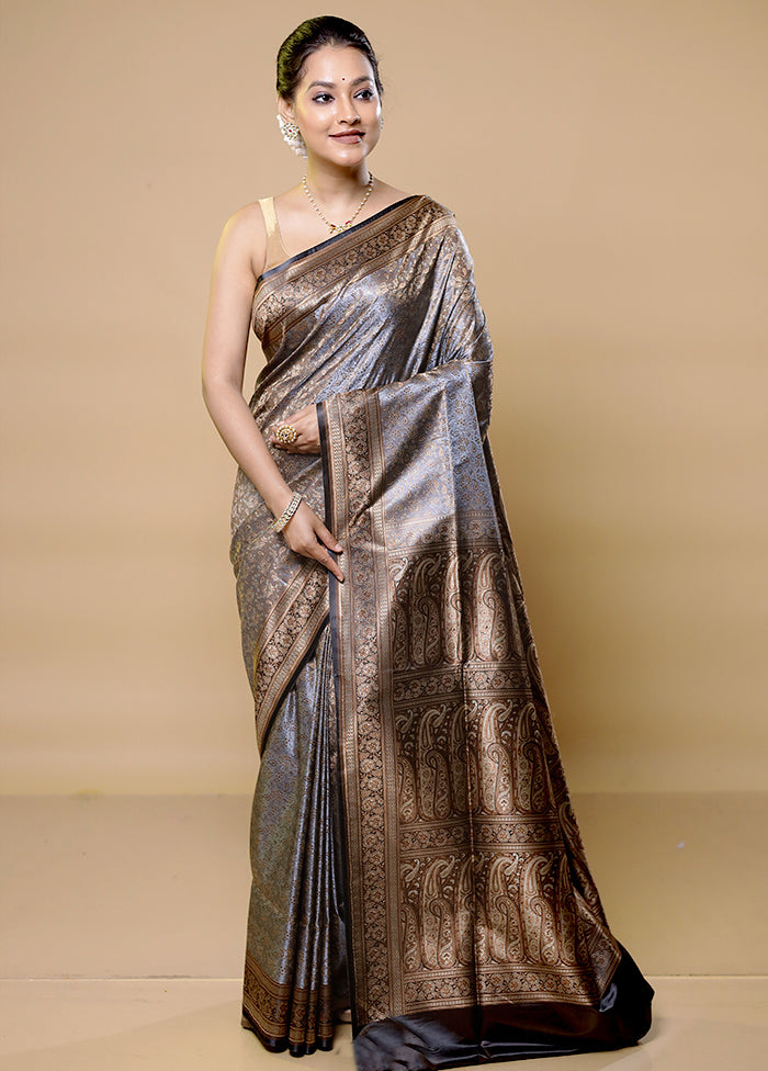 Grey Tanchoi Silk Saree With Blouse Piece