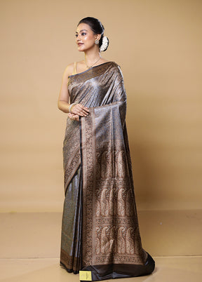 Grey Tanchoi Silk Saree With Blouse Piece