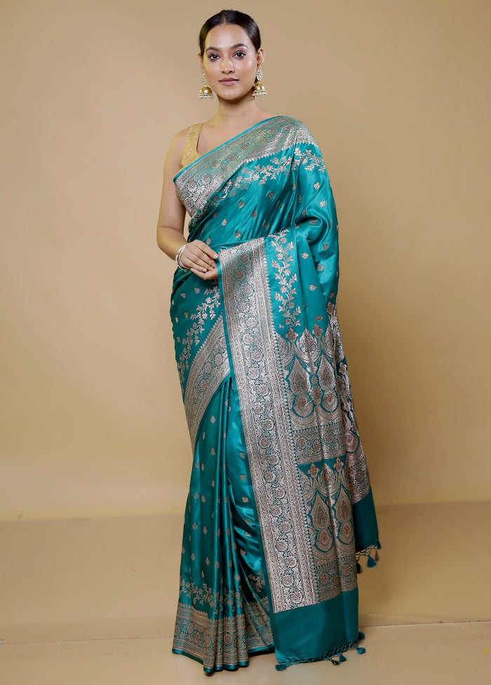 Green Banarasi Silk Saree With Blouse Piece